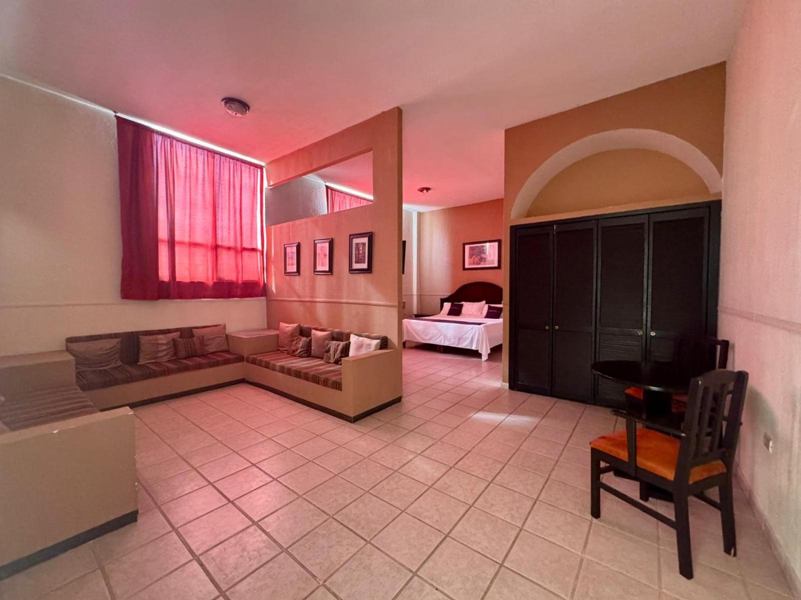 Hotel Marney